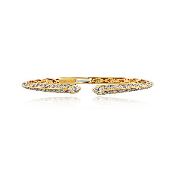 Round Diamonds Love Arrows Yellow Gold Cuff