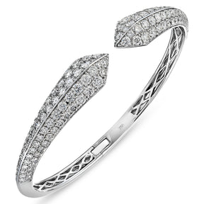 Facing Big Love Arrows Cuff