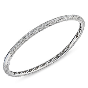 Elegant Cuff Stones All Around