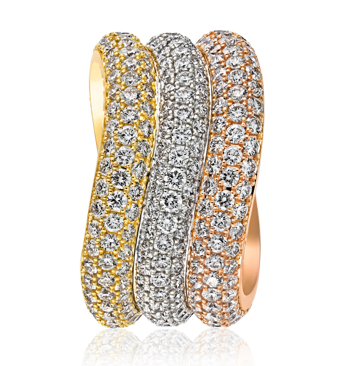 Beautiful and Rich Wavy Ring